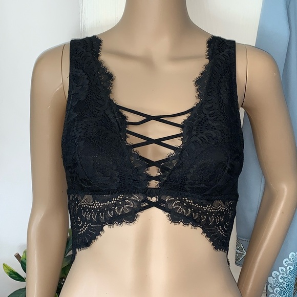 La Senza lace up padded backless black lace bra XS - Picture 4 of 12